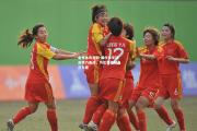 金贝体育官网-国内女足球员努力备战，为比赛贡献自己力量